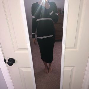 Black pencil skirt 🖤